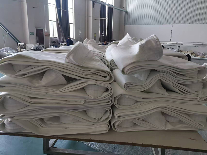 覆膜防靜電滌綸濾袋