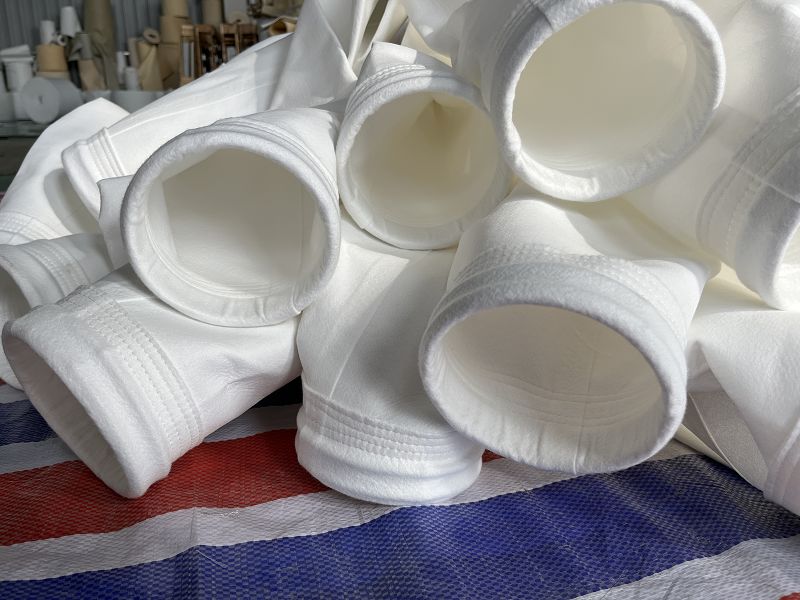 羊毛氈口滌綸濾袋生產(chǎn)廠(chǎng)家